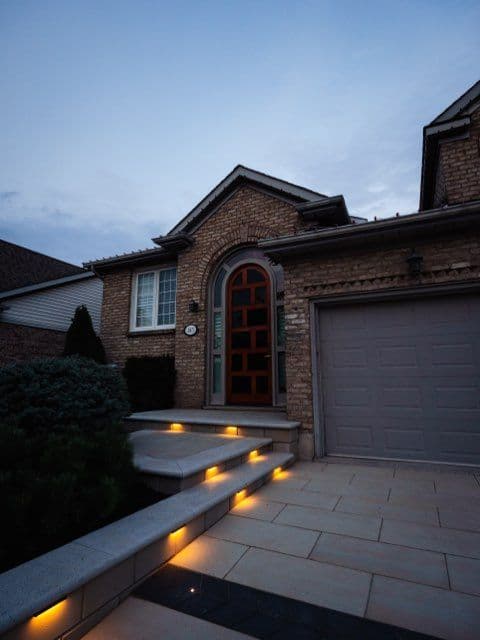 Gallery photos for Elegant Driveway Upgrade with Ambient Lighting: Image #2